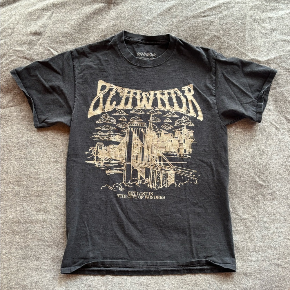 8thWNDR Graphic Tee